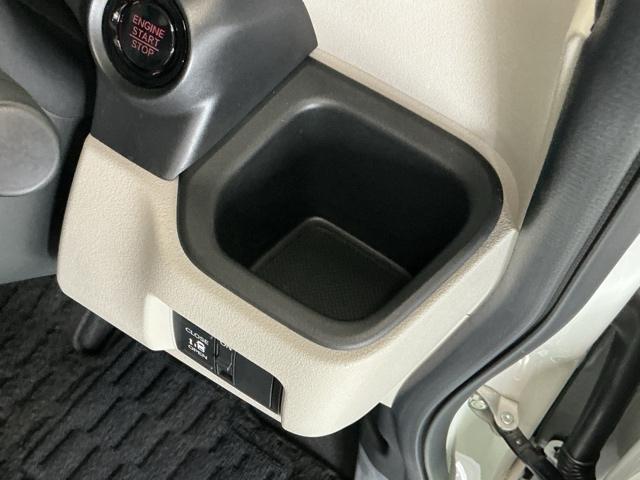 Ｎ－ＢＯＸ ベースグレード　ドラレコ　ナビ　Ｒカメラ　ブルートゥース　ＥＣＯＮ　Ｓヒーター　ＬＥＤヘットライト　ブレーキサポート　キーフリーシステム　禁煙　盗難防止装置　パワーウインドー　スマートキーシステム　サイドエアバック（20枚目）