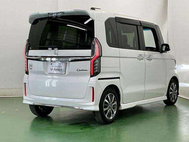 N-BOXカスタム L ナビ Rカメラ ブルートゥース フルセグ シートヒーター付き 助手席エアバック Bカメ メンテナンスノート LED エアバッグ パワーウインドウ Aライト クルコン エアコン スマートキーPスタート(8枚目)