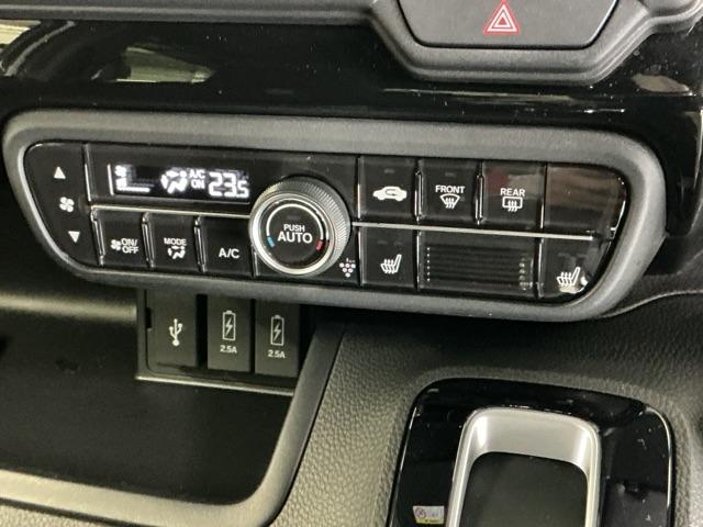 N-BOXカスタム L ナビ Rカメラ ブルートゥース フルセグ シートヒーター付き 助手席エアバック Bカメ メンテナンスノート LED エアバッグ パワーウインドウ Aライト クルコン エアコン スマートキーPスタート(15枚目)