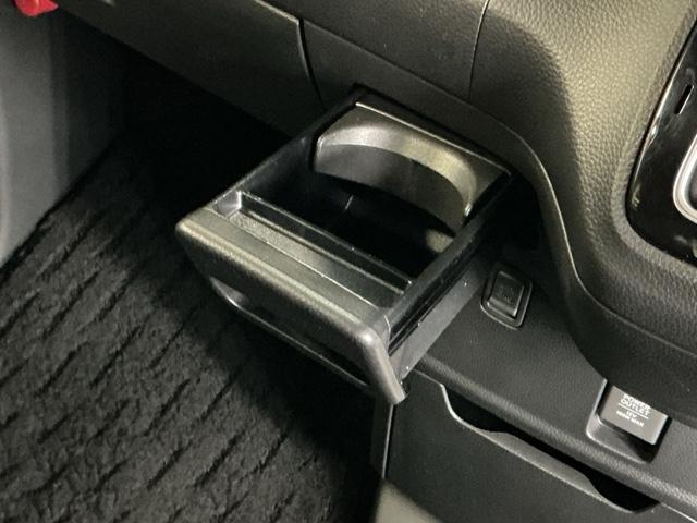 N-BOXカスタム L ナビ Rカメラ ブルートゥース フルセグ シートヒーター付き 助手席エアバック Bカメ メンテナンスノート LED エアバッグ パワーウインドウ Aライト クルコン エアコン スマートキーPスタート(49枚目)