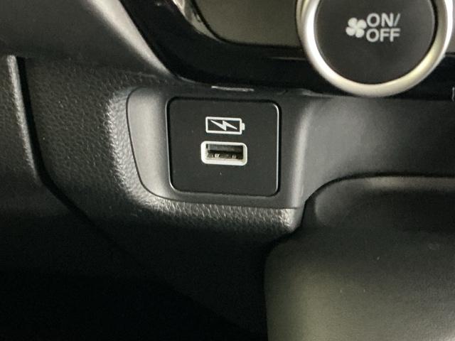 ヴェゼル e:HEVX ナビ Rカメラ ブルートゥース フルセグ フルオートエアコン ソナー イモビ エアバッグ Bカメ 記録簿 キーレスエントリー カーテンエアバック パワーウインドウ アイドリング LEDヘッドライト(19枚目)