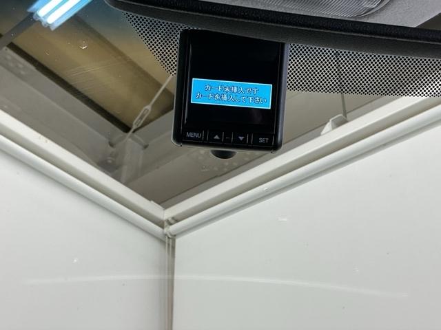 N-ONE GSSブラウンスタイルパッケージ ドラレコ ナビ Rカメラ ブルートゥース 助手席エアバッグ 運転席エアバッグ 横滑り防止機能 エアコン パワーステアリング 盗難防止システム ETC付き 前席シートヒーター ABS ワンセグ(14枚目)