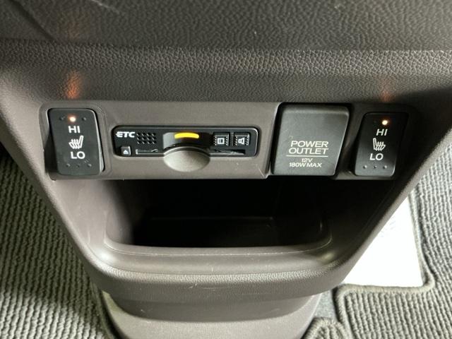 N-ONE GSSブラウンスタイルパッケージ ドラレコ ナビ Rカメラ ブルートゥース 助手席エアバッグ 運転席エアバッグ 横滑り防止機能 エアコン パワーステアリング 盗難防止システム ETC付き 前席シートヒーター ABS ワンセグ(16枚目)