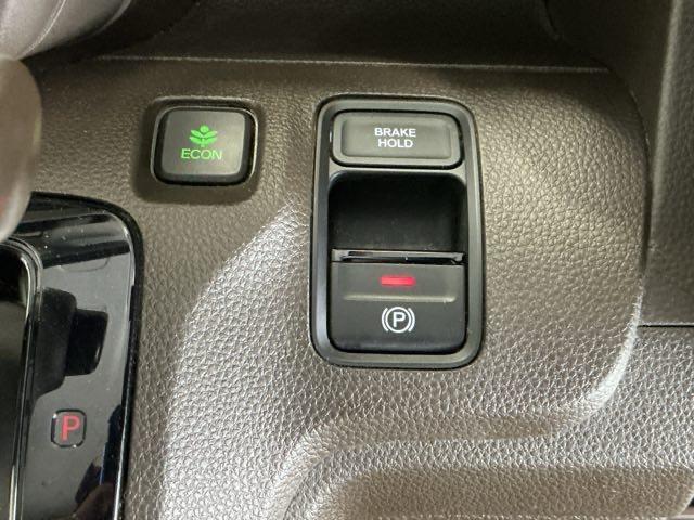 Ｎ－ＷＧＮ Ｌホンダセンシング　ナビ　Ｒカメラ　ブルートゥース　フルセグ　地デジ　ＬＥＤヘッドライト　ＤＶＤ視聴可能　サイドエアバッグ　リヤカメラ　アイドリングストップ　シ－トヒ－タ－　コーナーセンサー　ＵＳＢ　ＥＴＣ　オートライト（16枚目）