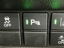 Ｌホンダセンシング　ナビ　Ｒカメラ　ブルートゥース　ＣＤ　ＥＴＣ　追従型クルコン　衝突安全ボディ　ＬＥＤヘットライト　ｂｌｕｅｔｏｏｔｈ　車線維持支援システム　電動ミラー　サイドエアバック　バックセンサー　イモビ　Ｂカメ（21枚目）