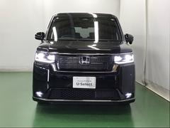 ＬＥＤヘッドライトを装備しています。ＬＥＤヘッドライトはとても明るく、雨の日や夜間走行も安全・安心です。オートライトコントロール付きで周囲の明るさに応じて自動で点灯・消灯します 6