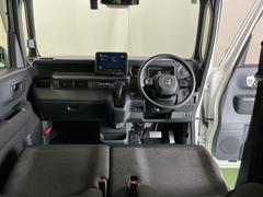 �ɥ饤�С����濴�˼����˼꤬�Ϥ����֤ˣ��ԥ��쥯�ȥ�С��䥨�������͡��������å��ʤɤ����֡��������ͥ��Ƥ��ޤ� 2