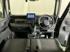 �ɥ饤�С����濴�˼����˼꤬�Ϥ����֤ˣ��ԥ��쥯�ȥ�С��䥨�������͡��������å��ʤɤ����֡��������ͥ��Ƥ��ޤ� 2