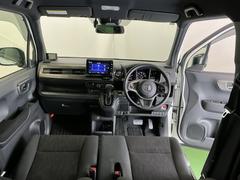 �ɥ饤�С����濴�˼����˼꤬�Ϥ����֤ˣ��ԥ��쥯�ȥ�С��䥨�������͡��������å��ʤɤ����֡��������ͥ��Ƥ��ޤ� 2