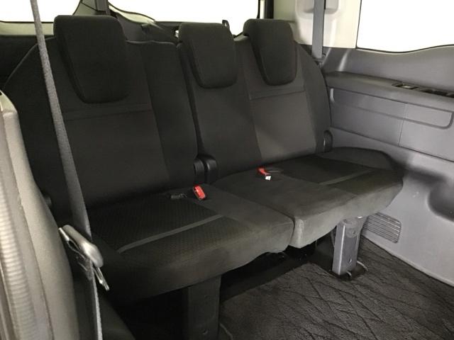 ステップワゴンスパーダ スパーダホンダセンシング　ドラレコ　ナビ　Ｒカメラ　後席モニター　盗難防止　助手席エアバッグ　Ｗパワスラ　記録簿有　地デジ　ＬＥＤライト　横滑り防止システム　オートエアコン　リアカメラ　ドライブレコーダー装着車　ＵＳＢ　スマ鍵（22枚目）