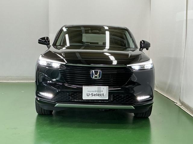 ヴェゼル ｅ：ＨＥＶＺ　ドラレコ　ナビ　Ｒカメラ　ブルートゥース　衝突回避支援ブレーキ機能　スマキ　Ｐトランク　フルオートエアコン　Ｄレコ　エアバッグ　両席エアバック　記録簿付　パワーウィンドウ　ＬＥＤランプ　ソナー　ＵＳＢ（6枚目）