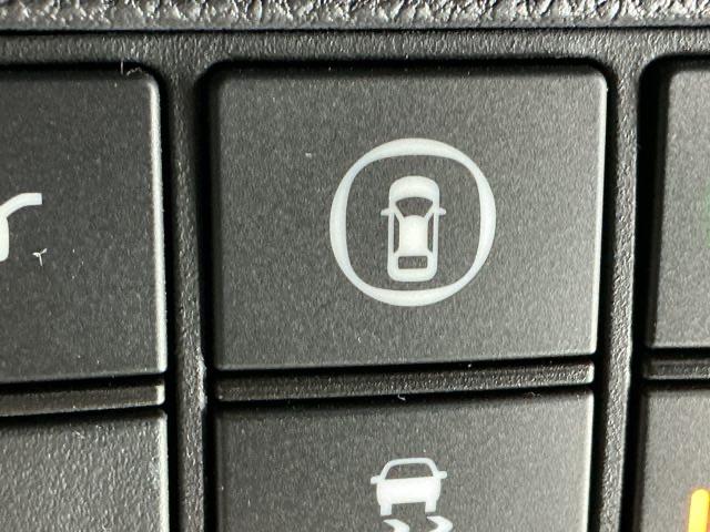 ヴェゼル ｅ：ＨＥＶＺ　ドラレコ　ナビ　Ｒカメラ　ブルートゥース　衝突回避支援ブレーキ機能　スマキ　Ｐトランク　フルオートエアコン　Ｄレコ　エアバッグ　両席エアバック　記録簿付　パワーウィンドウ　ＬＥＤランプ　ソナー　ＵＳＢ（61枚目）