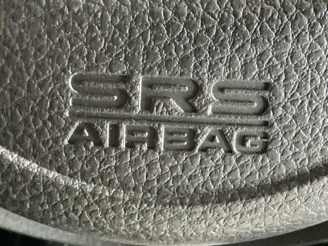 ヴェゼル ｅ：ＨＥＶＺ　ドラレコ　ナビ　Ｒカメラ　ブルートゥース　衝突回避支援ブレーキ機能　スマキ　Ｐトランク　フルオートエアコン　Ｄレコ　エアバッグ　両席エアバック　記録簿付　パワーウィンドウ　ＬＥＤランプ　ソナー　ＵＳＢ（69枚目）