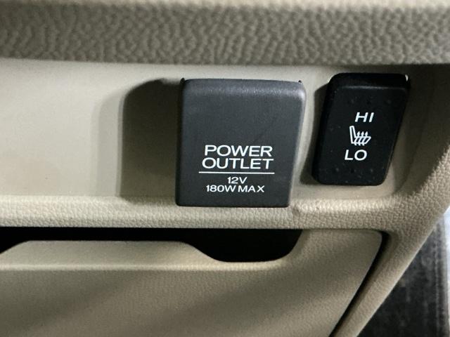 N-WGN GSSコンフォートLパッケージ ナビ Rカメラ ブルートゥース フルセグTV サイドエアバッグ 整備記録簿 横滑り防止 Bモニ i-stop 運転席助手席エアバック 衝突軽減ブレーキ エアバッグ DVD再生 シ-トヒ-タ- AAC(50枚目)