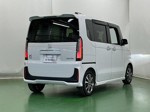 N-BOXカスタム ベースグレード ドラレコ ナビ Rカメラ ブルートゥース W電動ドア USB接続 CMBS Dレコ ベンチシート オートエアコン スマートキ LED 盗難防止装置 クルコン ETC バックカメラ フルセグTV ESC(8枚目)