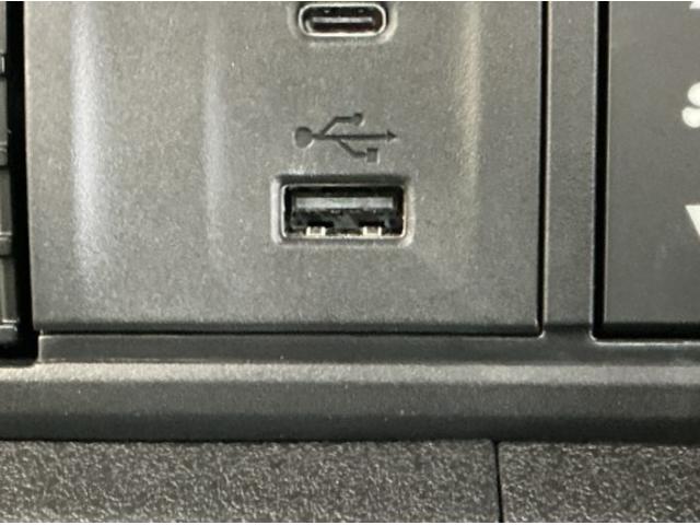 N-BOXカスタム ベースグレード ドラレコ ナビ Rカメラ ブルートゥース W電動ドア USB接続 CMBS Dレコ ベンチシート オートエアコン スマートキ LED 盗難防止装置 クルコン ETC バックカメラ フルセグTV ESC(21枚目)