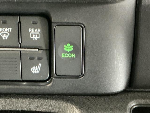 N-BOXカスタム ベースグレード ドラレコ ナビ Rカメラ ブルートゥース W電動ドア USB接続 CMBS Dレコ ベンチシート オートエアコン スマートキ LED 盗難防止装置 クルコン ETC バックカメラ フルセグTV ESC(30枚目)