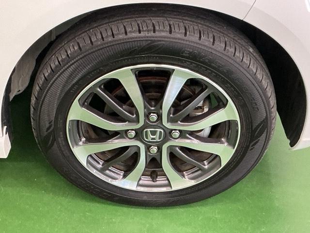 N-BOXカスタム ベースグレード ドラレコ ナビ Rカメラ ブルートゥース W電動ドア USB接続 CMBS Dレコ ベンチシート オートエアコン スマートキ LED 盗難防止装置 クルコン ETC バックカメラ フルセグTV ESC(34枚目)