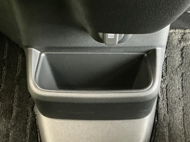 N-BOXカスタム ベースグレード ドラレコ ナビ Rカメラ ブルートゥース W電動ドア USB接続 CMBS Dレコ ベンチシート オートエアコン スマートキ LED 盗難防止装置 クルコン ETC バックカメラ フルセグTV ESC(53枚目)