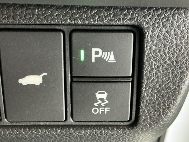 ヴェゼル ｅ：ＨＥＶＺ　ドラレコ　ナビ　Ｒカメラ　ブルートゥース　衝突回避支援ブレーキ機能　パノラミックビューモニター　スマキ　Ｐトランク　フルオートエアコン　Ｄレコ　エアバッグ　両席エアバック　記録簿付　パワーウィンドウ（23枚目）