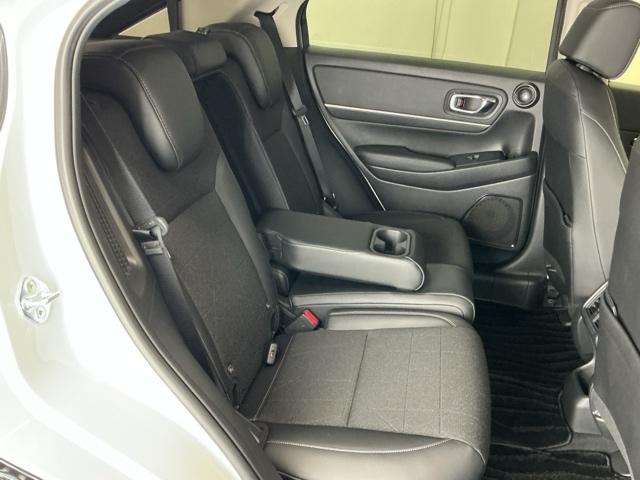 ヴェゼル ｅ：ＨＥＶＺ　ドラレコ　ナビ　Ｒカメラ　ブルートゥース　衝突回避支援ブレーキ機能　パノラミックビューモニター　スマキ　Ｐトランク　フルオートエアコン　Ｄレコ　エアバッグ　両席エアバック　記録簿付　パワーウィンドウ（26枚目）