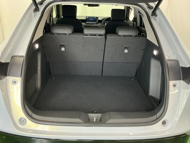 ヴェゼル ｅ：ＨＥＶＺ　ドラレコ　ナビ　Ｒカメラ　ブルートゥース　衝突回避支援ブレーキ機能　パノラミックビューモニター　スマキ　Ｐトランク　フルオートエアコン　Ｄレコ　エアバッグ　両席エアバック　記録簿付　パワーウィンドウ（31枚目）