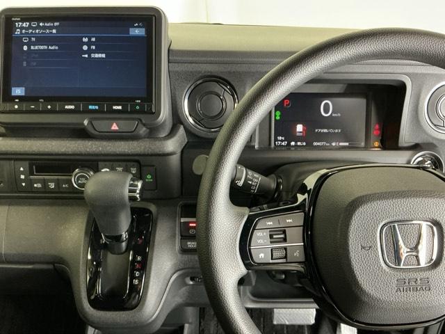 Ｎ－ＢＯＸカスタム ベースグレード　ドラレコ　ナビ　Ｒカメラ　ブルートゥース　Ｐソナー　レーダーブレーキサポート　ＥＴＣ装備　定期点検記録簿　地デジ対応　サイドエアバック　Ｓヒータ　スマートキー＆プッシュスタート　横滑り防止　ＵＳＢ（3枚目）