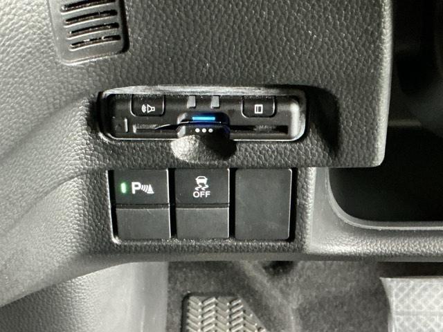 Ｎ－ＢＯＸカスタム Ｌターボ　ナビ　Ｒカメラ　ブルートゥース　フルセグ　Ｗパワスラ　スマキ　プリクラッシュセーフティー　地デジ対応　後カメラ　シートＨ　ＥＳＣ　サイドエアバック　ＥＣＯＮ　ＵＳＢポート　ＤＶＤ再生可　Ａクルーズ（13枚目）