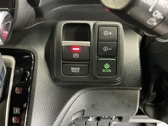 Ｎ－ＢＯＸカスタム Ｌターボ　ナビ　Ｒカメラ　ブルートゥース　フルセグ　Ｗパワスラ　スマキ　プリクラッシュセーフティー　地デジ対応　後カメラ　シートＨ　ＥＳＣ　サイドエアバック　ＥＣＯＮ　ＵＳＢポート　ＤＶＤ再生可　Ａクルーズ（16枚目）