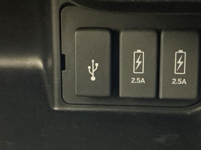 Ｎ－ＢＯＸカスタム Ｌターボ　ナビ　Ｒカメラ　ブルートゥース　フルセグ　Ｗパワスラ　スマキ　プリクラッシュセーフティー　地デジ対応　後カメラ　シートＨ　ＥＳＣ　サイドエアバック　ＥＣＯＮ　ＵＳＢポート　ＤＶＤ再生可　Ａクルーズ（19枚目）