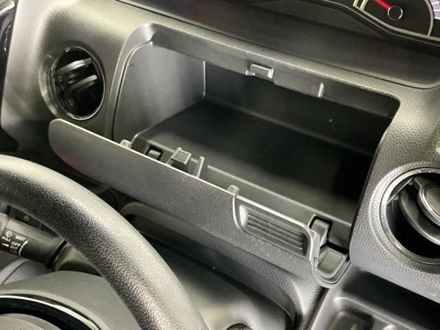 Ｎ－ＢＯＸカスタム Ｌターボ　ナビ　Ｒカメラ　ブルートゥース　フルセグ　Ｗパワスラ　スマキ　プリクラッシュセーフティー　地デジ対応　後カメラ　シートＨ　ＥＳＣ　サイドエアバック　ＥＣＯＮ　ＵＳＢポート　ＤＶＤ再生可　Ａクルーズ（55枚目）