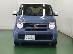 ＬＥＤヘッドライトを装備しています。ＬＥＤヘッドライトはとても明るく、雨の日や夜間走行も安全・安心です。オートライトコントロール付きで周囲の明るさに応じて自動で点灯・消灯します 6