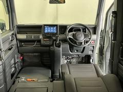 �ɥ饤�С����濴�˼����˼꤬�Ϥ����֤ˣ��ԥ��쥯�ȥ�С��䥨�������͡��������å��ʤɤ����֡��������ͥ��Ƥ��ޤ� 2