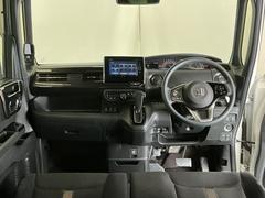 �ɥ饤�С����濴�˼����˼꤬�Ϥ����֤ˣ��ԥ��쥯�ȥ�С��䥨�������͡��������å��ʤɤ����֡��������ͥ��Ƥ��ޤ� 2