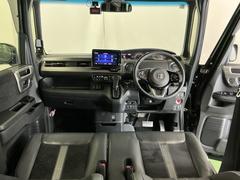 �ɥ饤�С����濴�˼����˼꤬�Ϥ����֤ˣ��ԥ��쥯�ȥ�С��䥨�������͡��������å��ʤɤ����֡��������ͥ��Ƥ��ޤ� 2