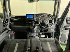 �ɥ饤�С����濴�˼����˼꤬�Ϥ����֤ˣ��ԥ��쥯�ȥ�С��䥨�������͡��������å��ʤɤ����֡��������ͥ��Ƥ��ޤ� 2