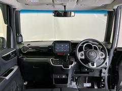 �ɥ饤�С����濴�˼����˼꤬�Ϥ����֤ˣ��ԥ��쥯�ȥ�С��䥨�������͡��������å��ʤɤ����֡��������ͥ��Ƥ��ޤ� 2