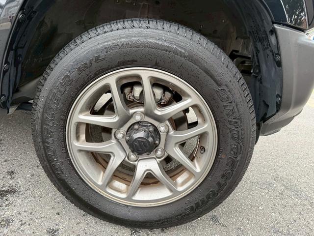 ジムニー ＸＣ　新車保証継承　フルセグ７インチナビ　バックカメラ　シートヒーター　クルーズコントロール　セーフティサポート　純正１６インチアルミ　ＬＥＤヘッドライト　ＥＴＣ　アイドリングストップ　スマートキー（20枚目）