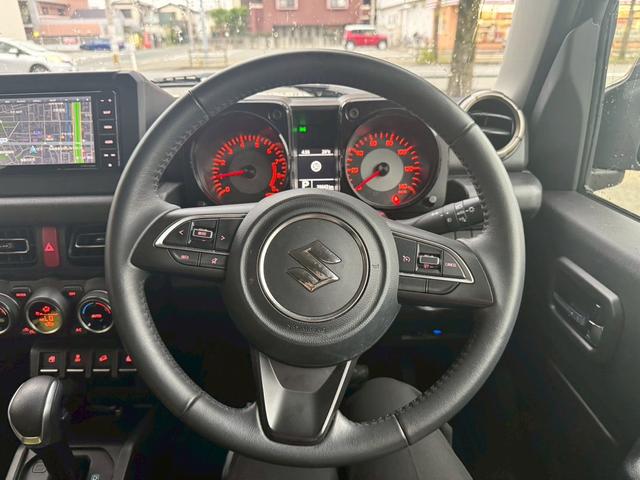 ジムニー ＸＣ　新車保証継承　フルセグ７インチナビ　バックカメラ　シートヒーター　クルーズコントロール　セーフティサポート　純正１６インチアルミ　ＬＥＤヘッドライト　ＥＴＣ　アイドリングストップ　スマートキー（24枚目）