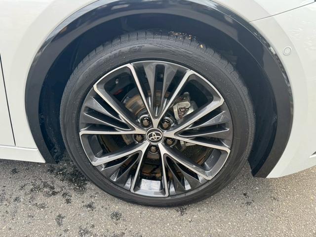 プリウス Z 12.3インチディスプレイオーディオ パノラミックビューモニター デジタルインナーミラー BSM AC100V 置くだけ充電 パワーバックドア ステアリングヒーター ETC2.0 ベンチレーション(20枚目)