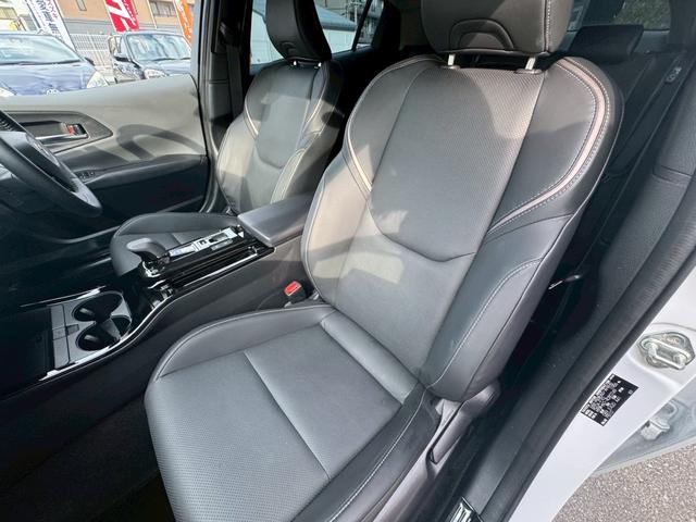 プリウス Z 12.3インチディスプレイオーディオ パノラミックビューモニター デジタルインナーミラー BSM AC100V 置くだけ充電 パワーバックドア ステアリングヒーター ETC2.0 ベンチレーション(35枚目)