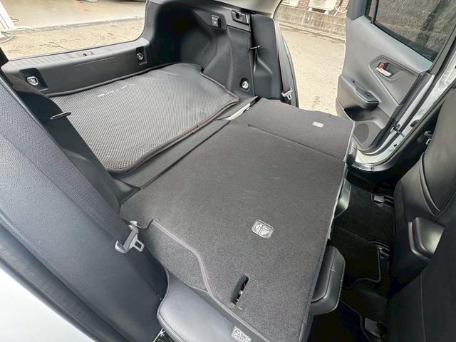 プリウス Z 12.3インチディスプレイオーディオ パノラミックビューモニター デジタルインナーミラー BSM AC100V 置くだけ充電 パワーバックドア ステアリングヒーター ETC2.0 ベンチレーション(43枚目)