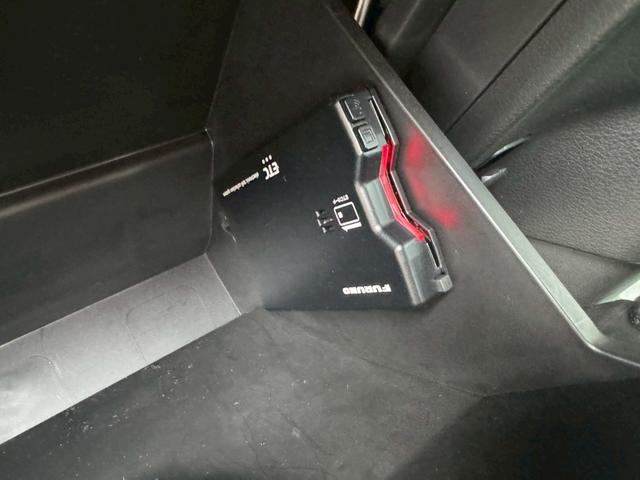 スペーシアカスタム ハイブリッドXSターボ 全方位モニター用カメラパッケージ ヘッドアップディスプレイ ナビ ETC 両側パワースライドドア 15インチAW シートヒーター プッシュスタート スペアキー(34枚目)