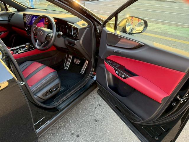 NX NX350 Fスポーツ パノラマサンルーフ マークレビンソンサウンドシステム デジタルインナーミラー パノラミックビューモニター 3眼LEDヘッドライト 禁煙車 前席後席シートヒーター ベンチレーションシート(18枚目)