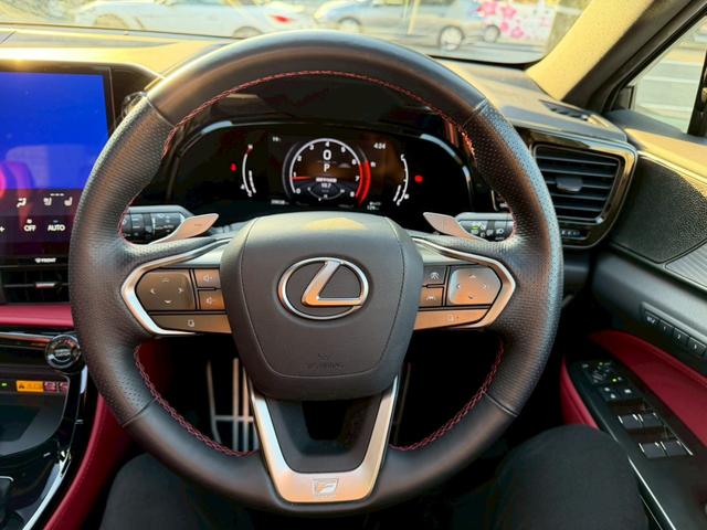 NX NX350 Fスポーツ パノラマサンルーフ マークレビンソンサウンドシステム デジタルインナーミラー パノラミックビューモニター 3眼LEDヘッドライト 禁煙車 前席後席シートヒーター ベンチレーションシート(25枚目)