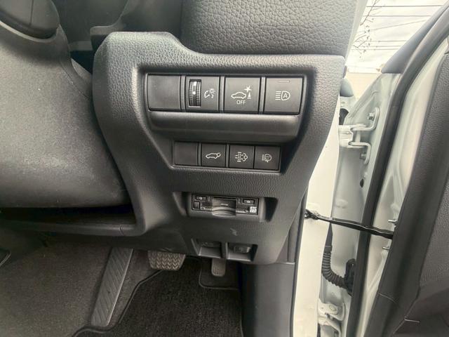 ランドクルーザー２５０ ＺＸ　１オーナー　純正１２．３インチＤＡ　サンルーフ　ＰＶＭ　デジタルインナーミラー　ＪＢＬ　角目　ＢＳＭ　ヘッドアップディスプレイ　アップルカープレイ　センターデフロックＷエアコン　禁煙車（24枚目）