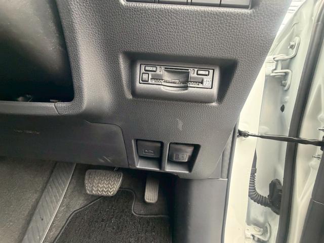 ランドクルーザー２５０ ＺＸ　１オーナー　純正１２．３インチＤＡ　サンルーフ　ＰＶＭ　デジタルインナーミラー　ＪＢＬ　角目　ＢＳＭ　ヘッドアップディスプレイ　アップルカープレイ　センターデフロックＷエアコン　禁煙車（25枚目）