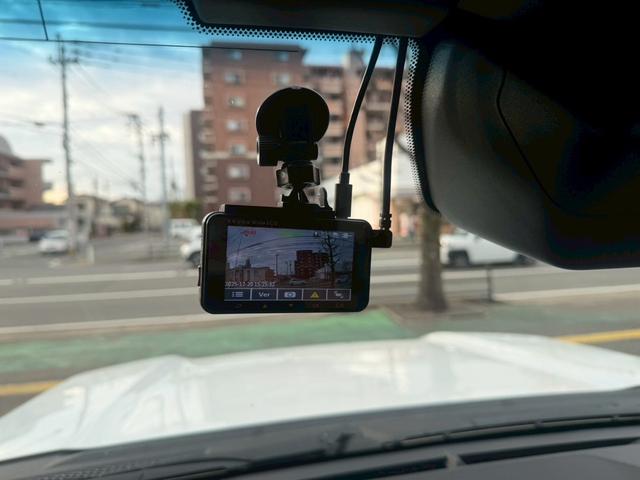 ランドクルーザー２５０ ＺＸ　１オーナー　純正１２．３インチＤＡ　サンルーフ　ＰＶＭ　デジタルインナーミラー　ＪＢＬ　角目　ＢＳＭ　ヘッドアップディスプレイ　アップルカープレイ　センターデフロックＷエアコン　禁煙車（35枚目）