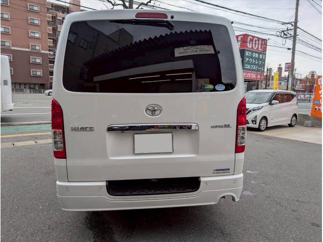 ハイエースバン ロングスーパーＧＬ　モデリスタフルエアロ　両側パワースライドドア　純正ＳＤナビ　バックカメラ　ルームミラーカメラ　助手席エアバッグ　純正ＥＴＣ　ＡＣ１００Ｖ　純正マット　サイドバイザー　室内カーテン　ＬＥＤヘッドランプ（10枚目）