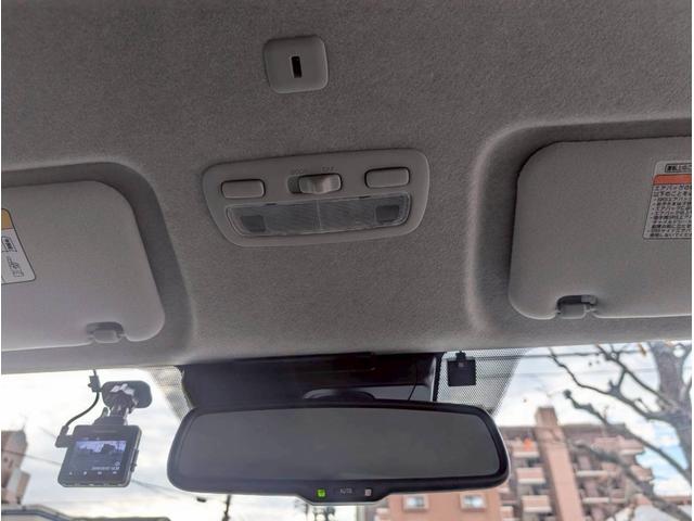 ハイエースバン ロングスーパーＧＬ　モデリスタフルエアロ　両側パワースライドドア　純正ＳＤナビ　バックカメラ　ルームミラーカメラ　助手席エアバッグ　純正ＥＴＣ　ＡＣ１００Ｖ　純正マット　サイドバイザー　室内カーテン　ＬＥＤヘッドランプ（38枚目）